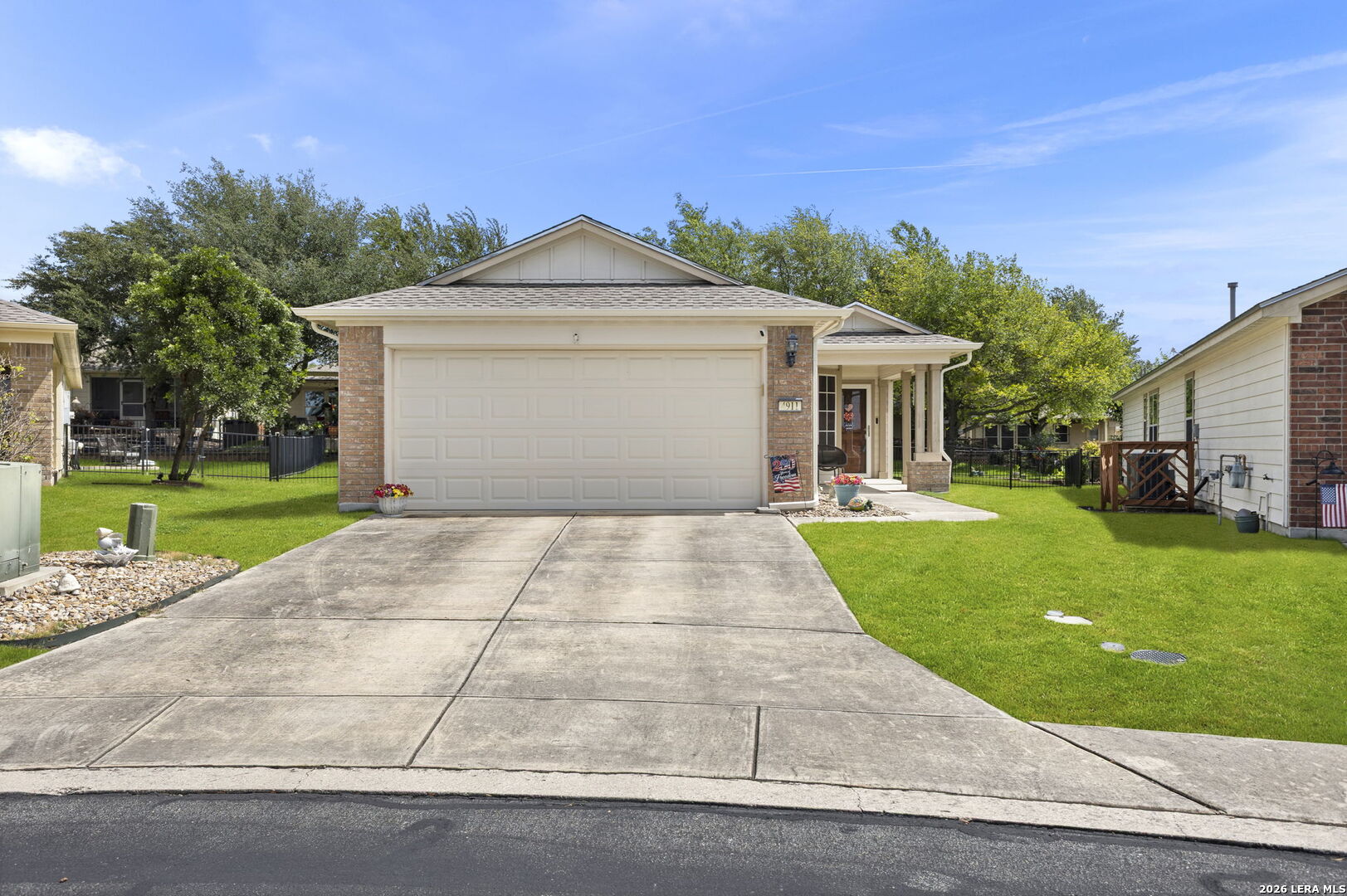 4911 Sky Oaks