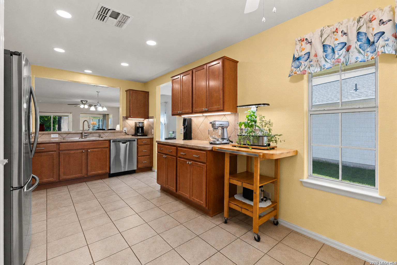 4911 Sky Oaks