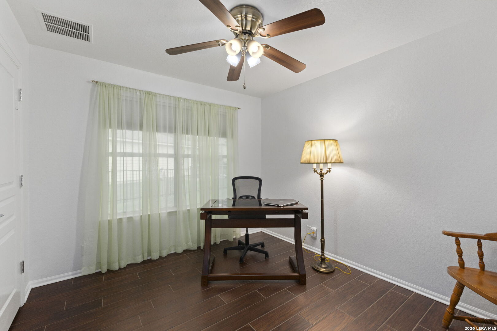 4911 Sky Oaks