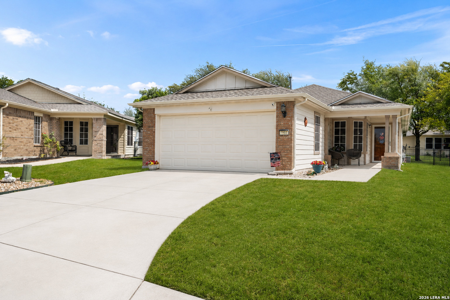 4911 Sky Oaks