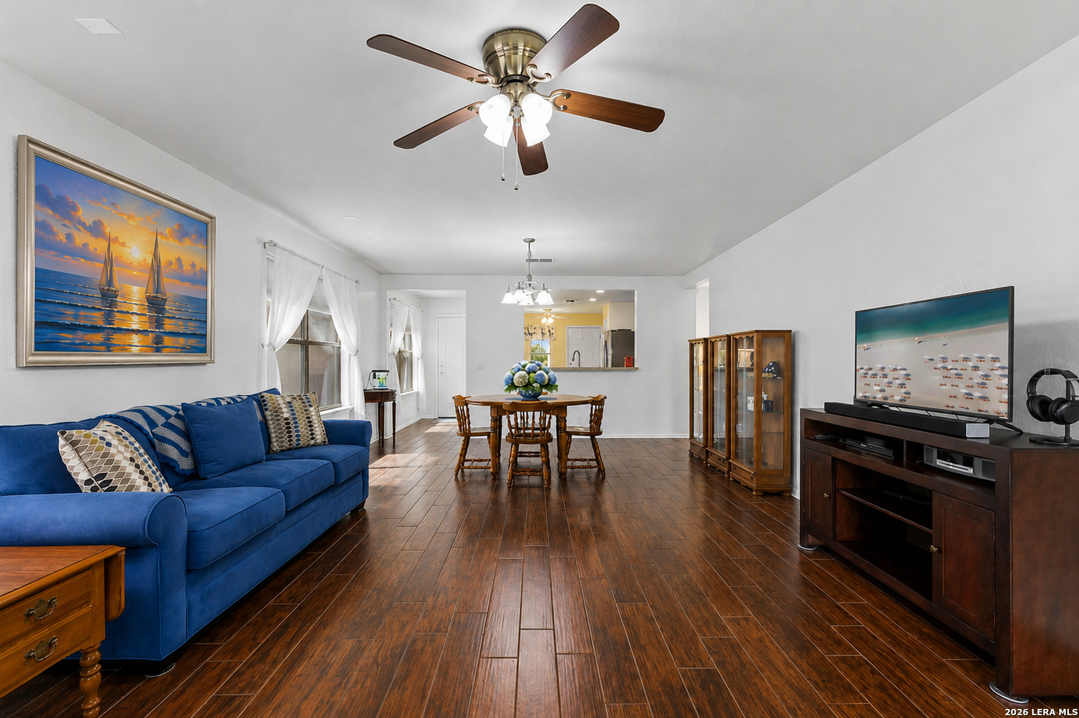 4911 Sky Oaks