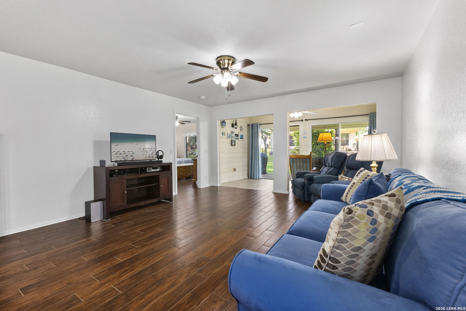 4911 Sky Oaks
