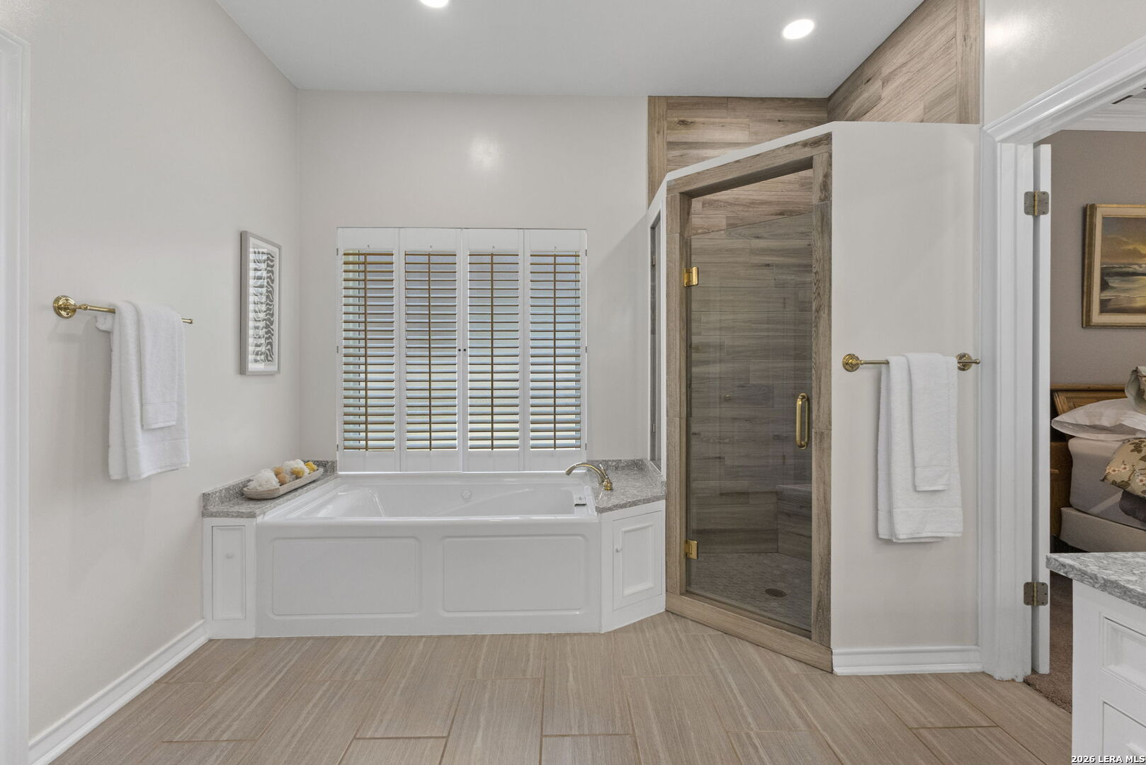 15606 Dawn Crest