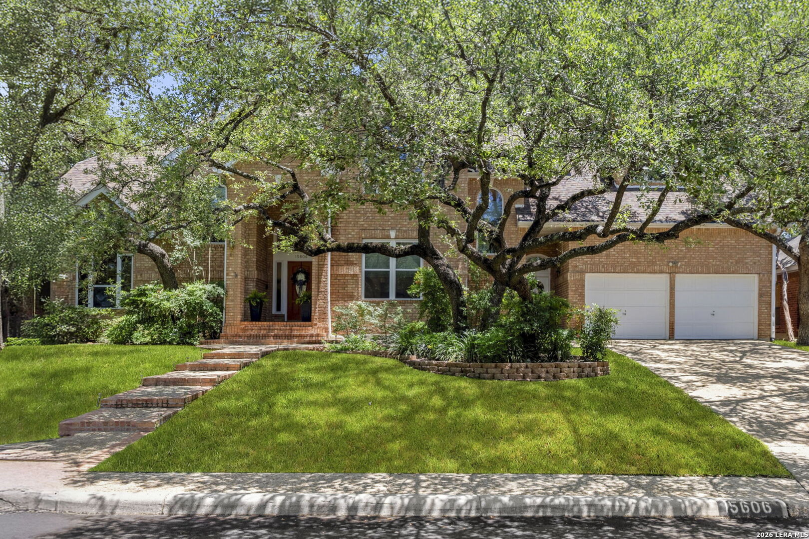 15606 Dawn Crest