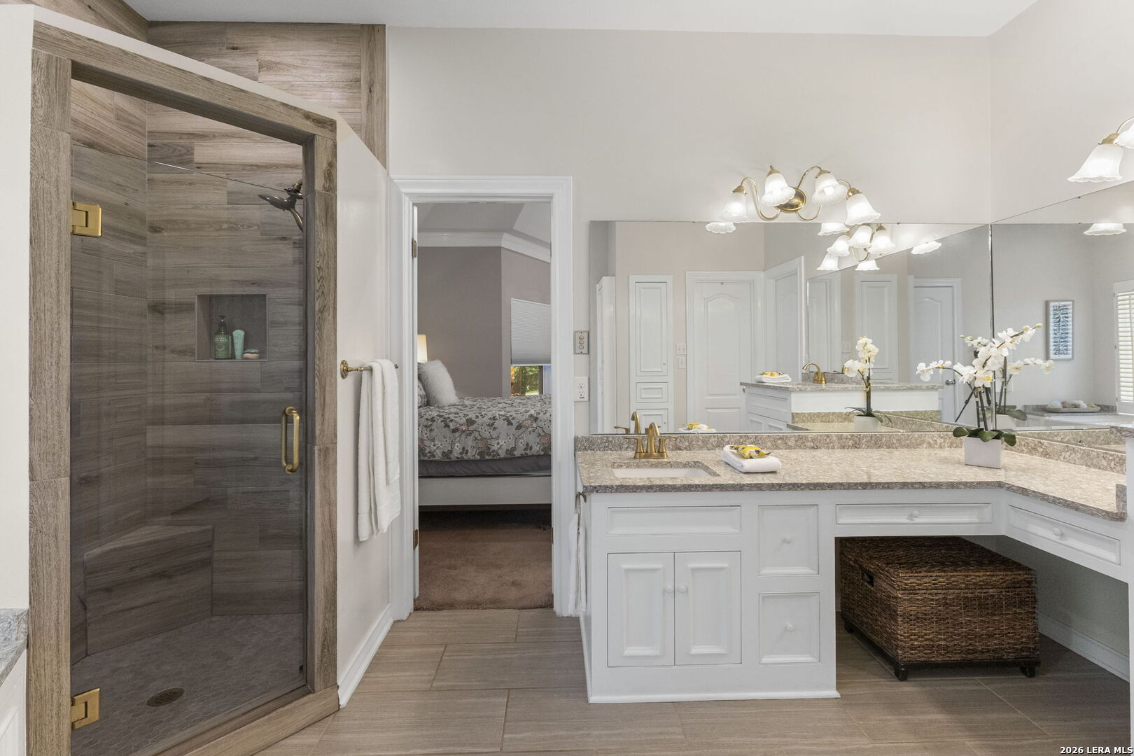15606 Dawn Crest
