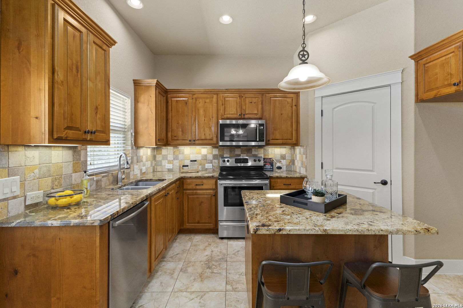 111 Swallow Ct