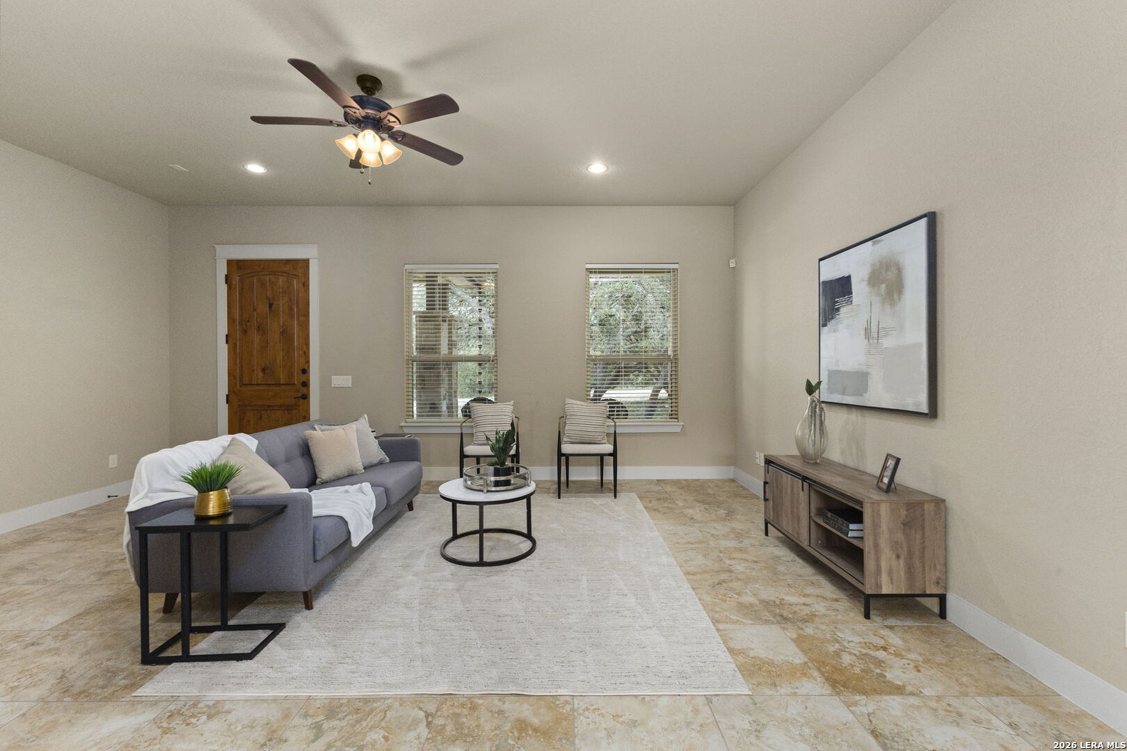 111 Swallow Ct