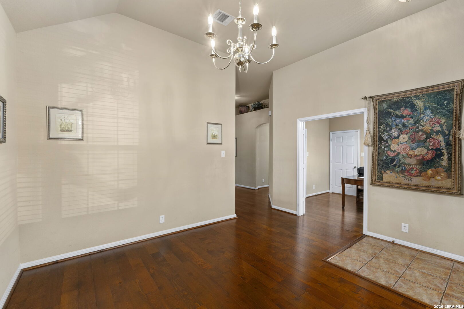 3318 DOVETREE LN