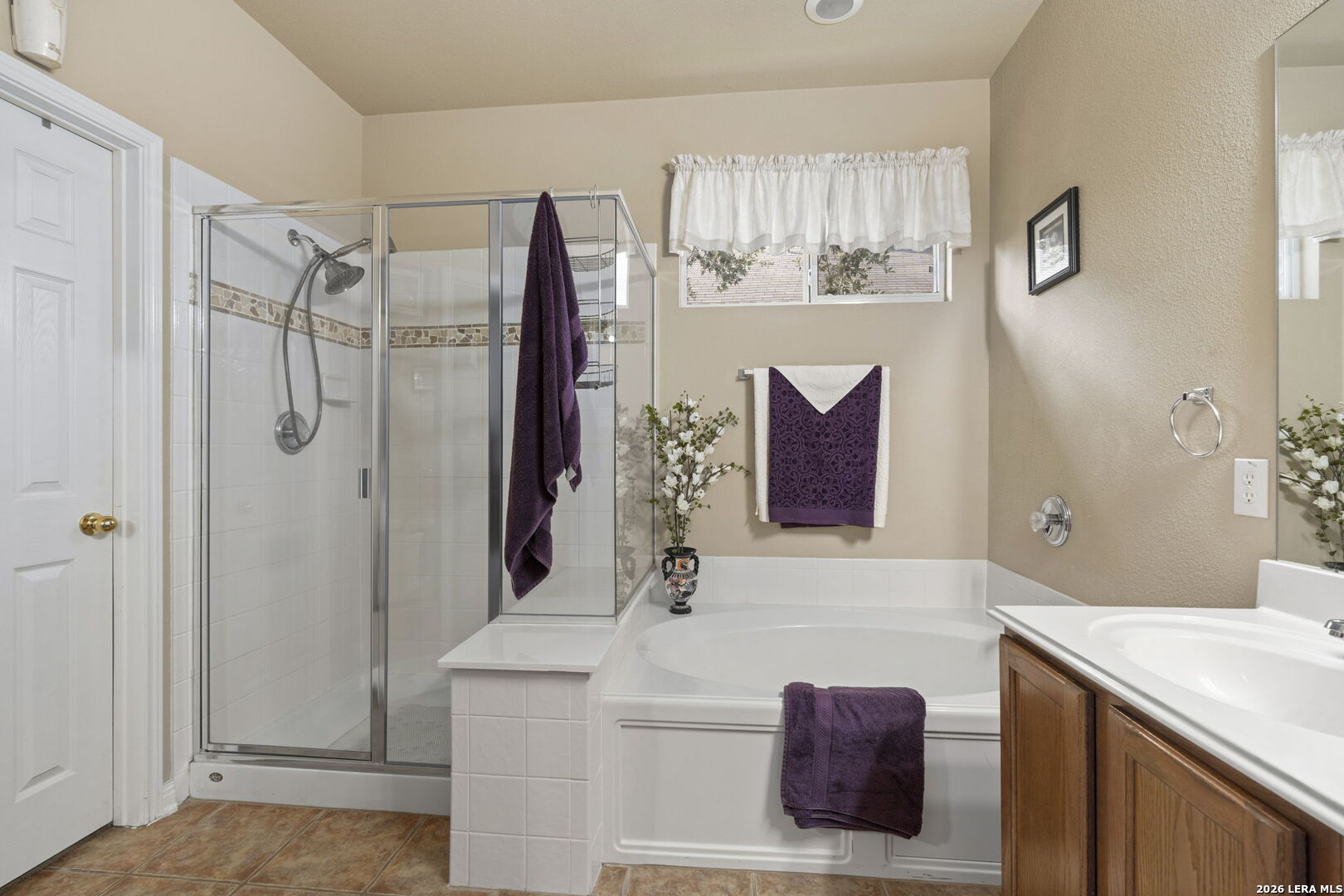 3318 DOVETREE LN