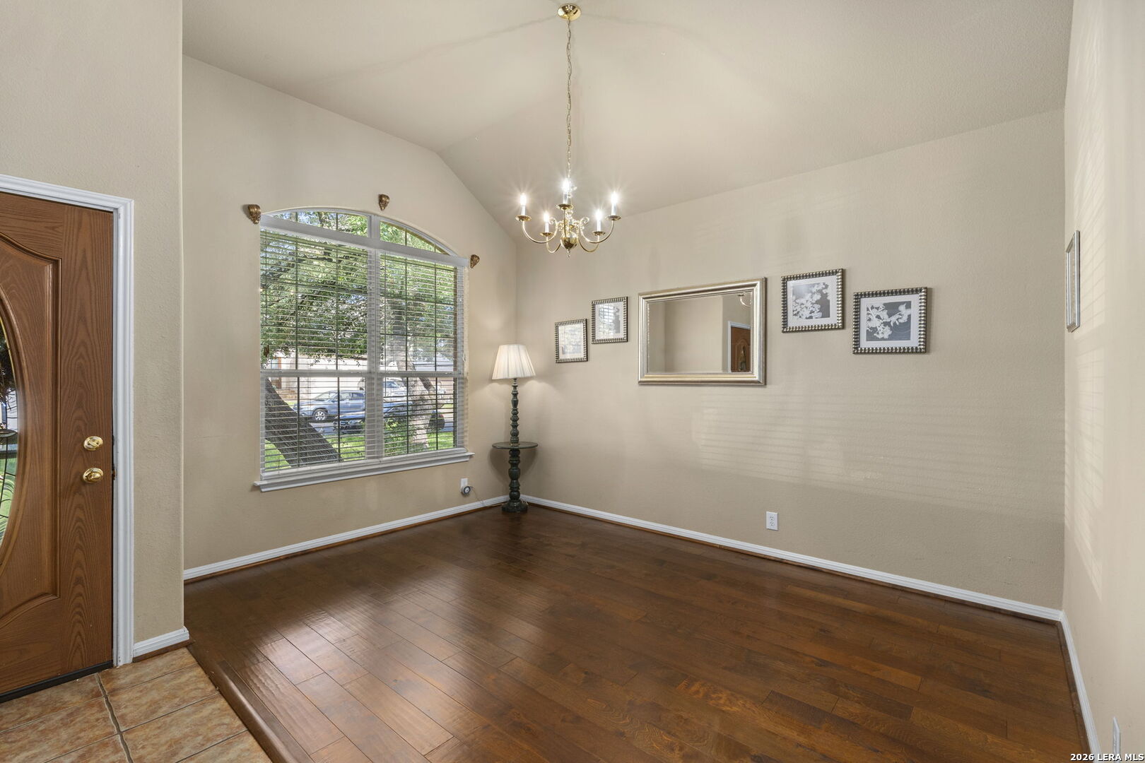 3318 DOVETREE LN