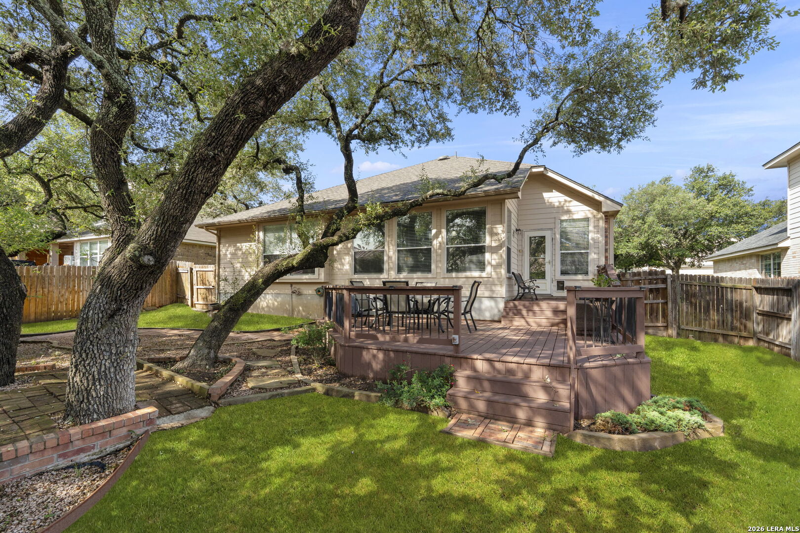 3318 DOVETREE LN