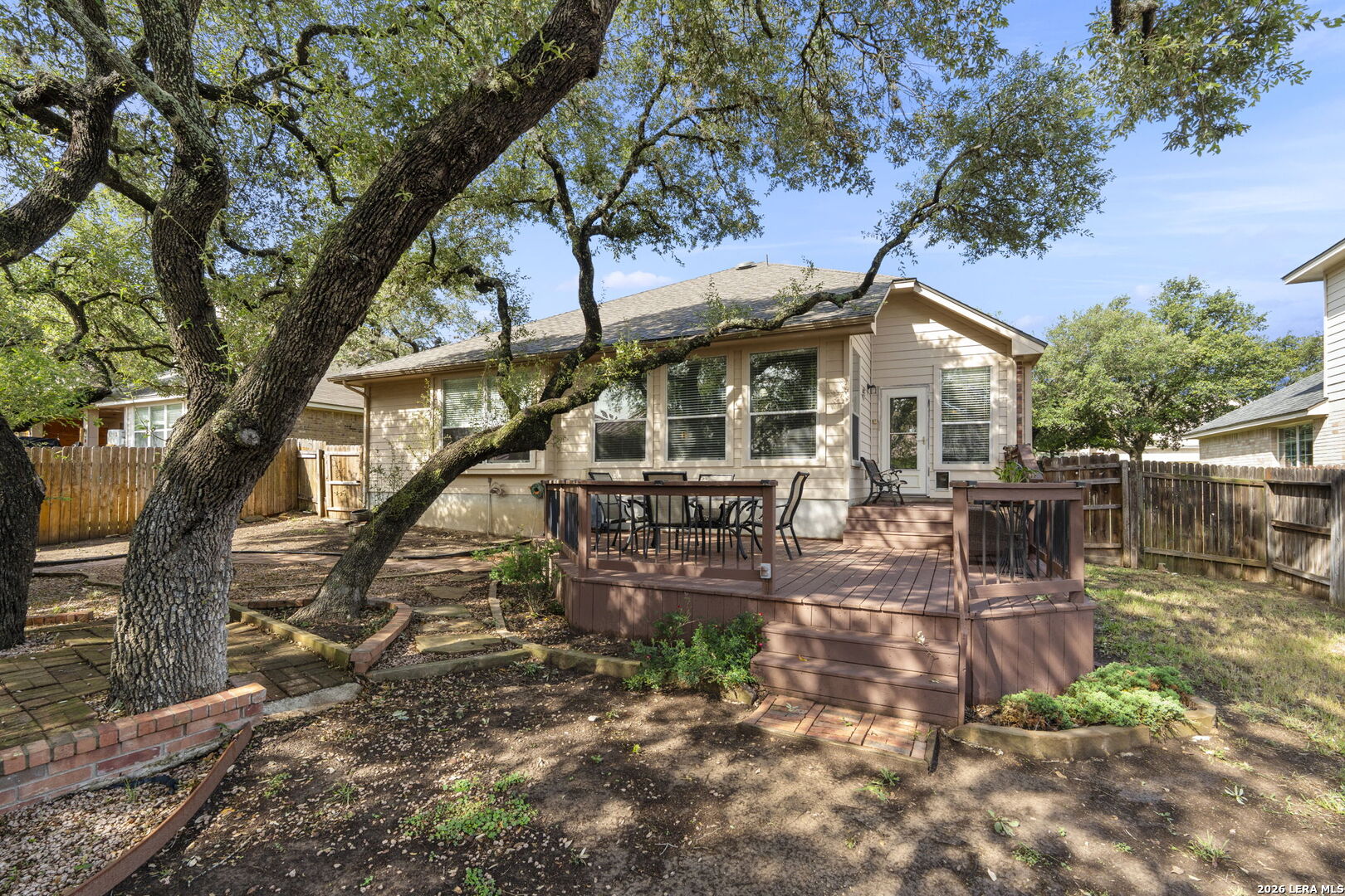 3318 DOVETREE LN