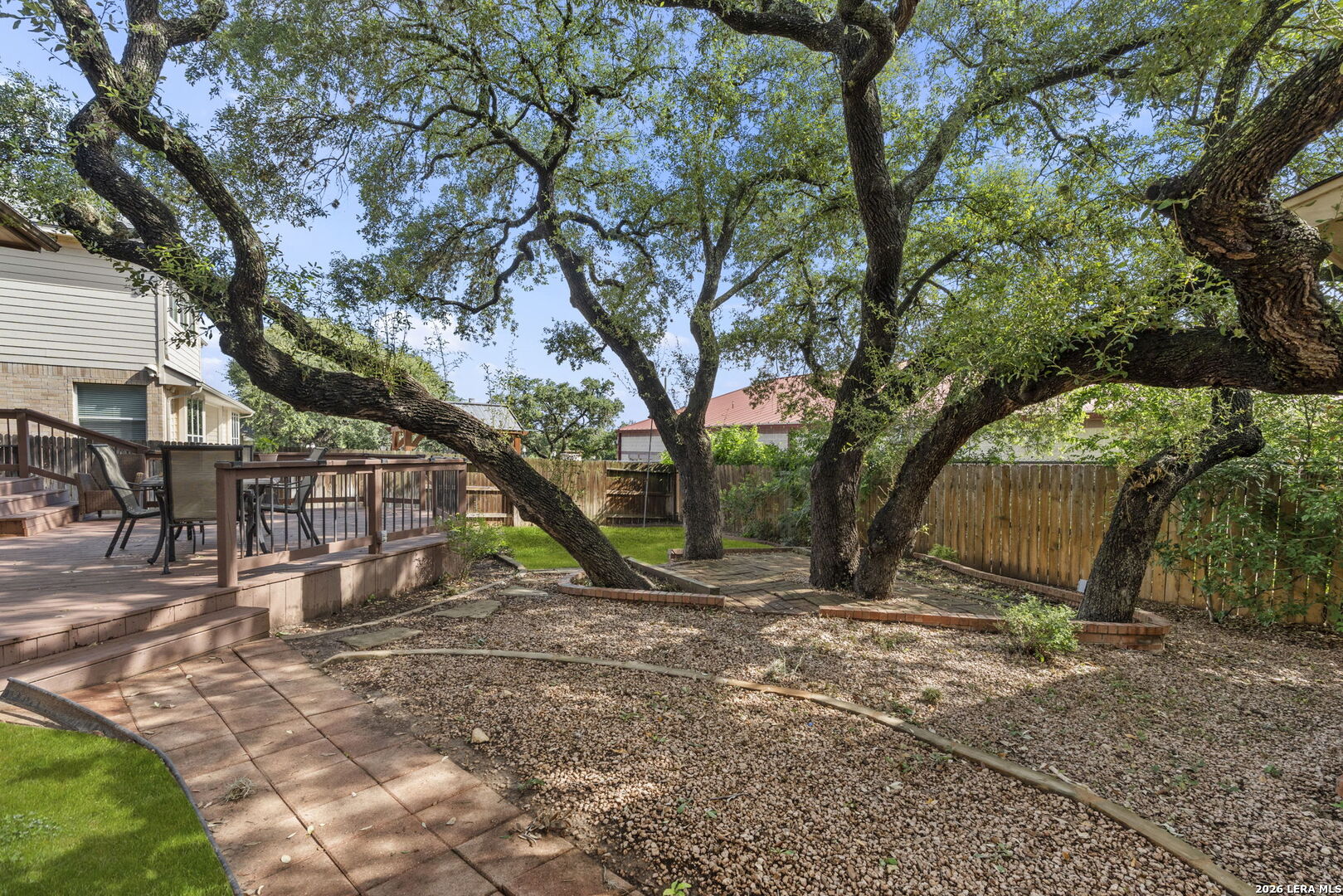 3318 DOVETREE LN