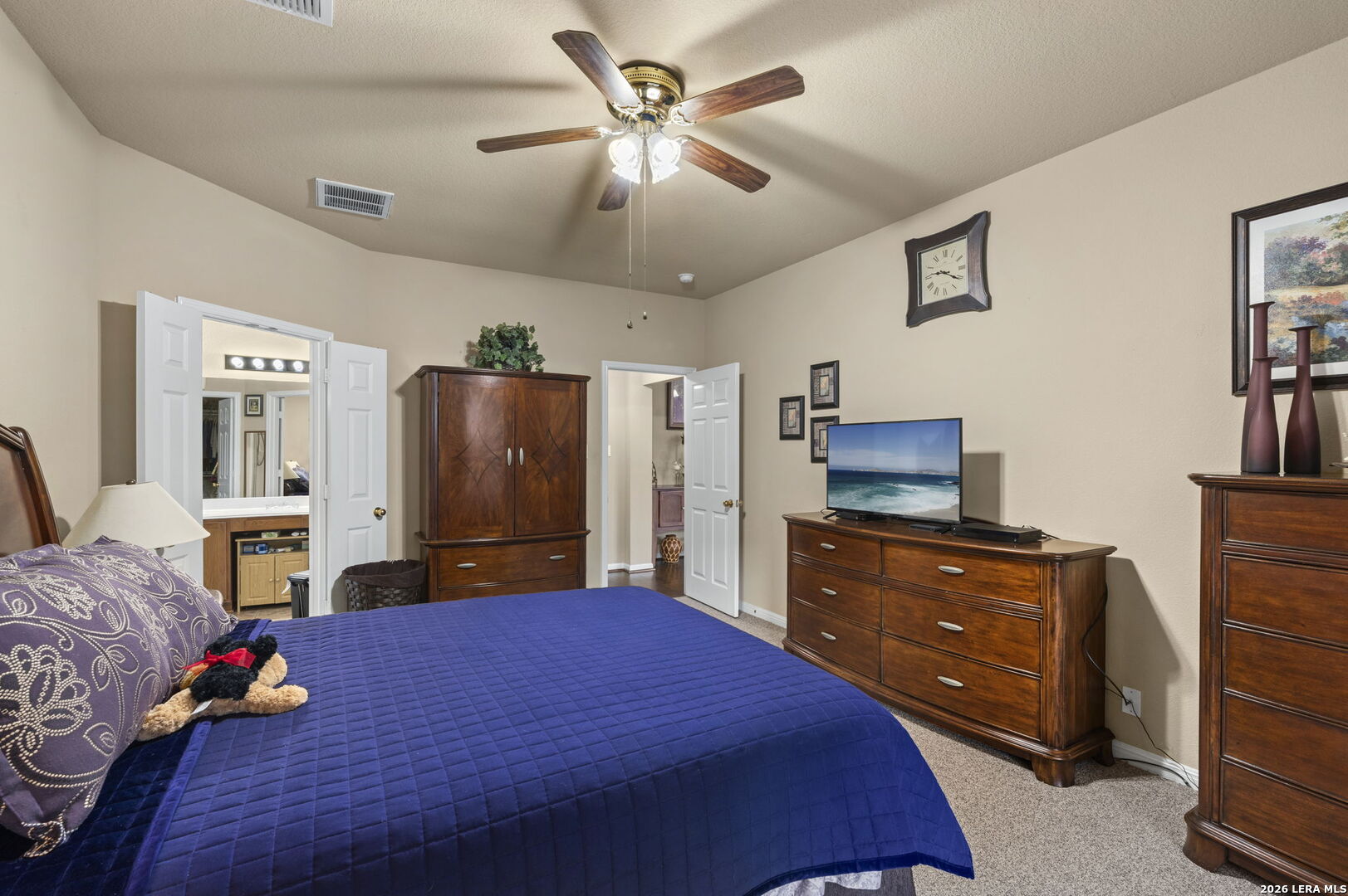 3318 DOVETREE LN