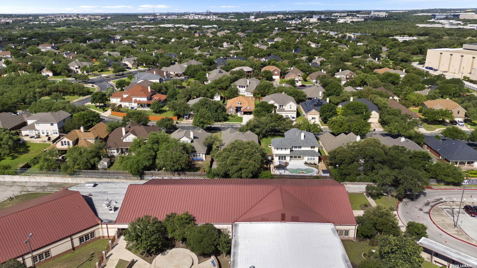 3318 DOVETREE LN
