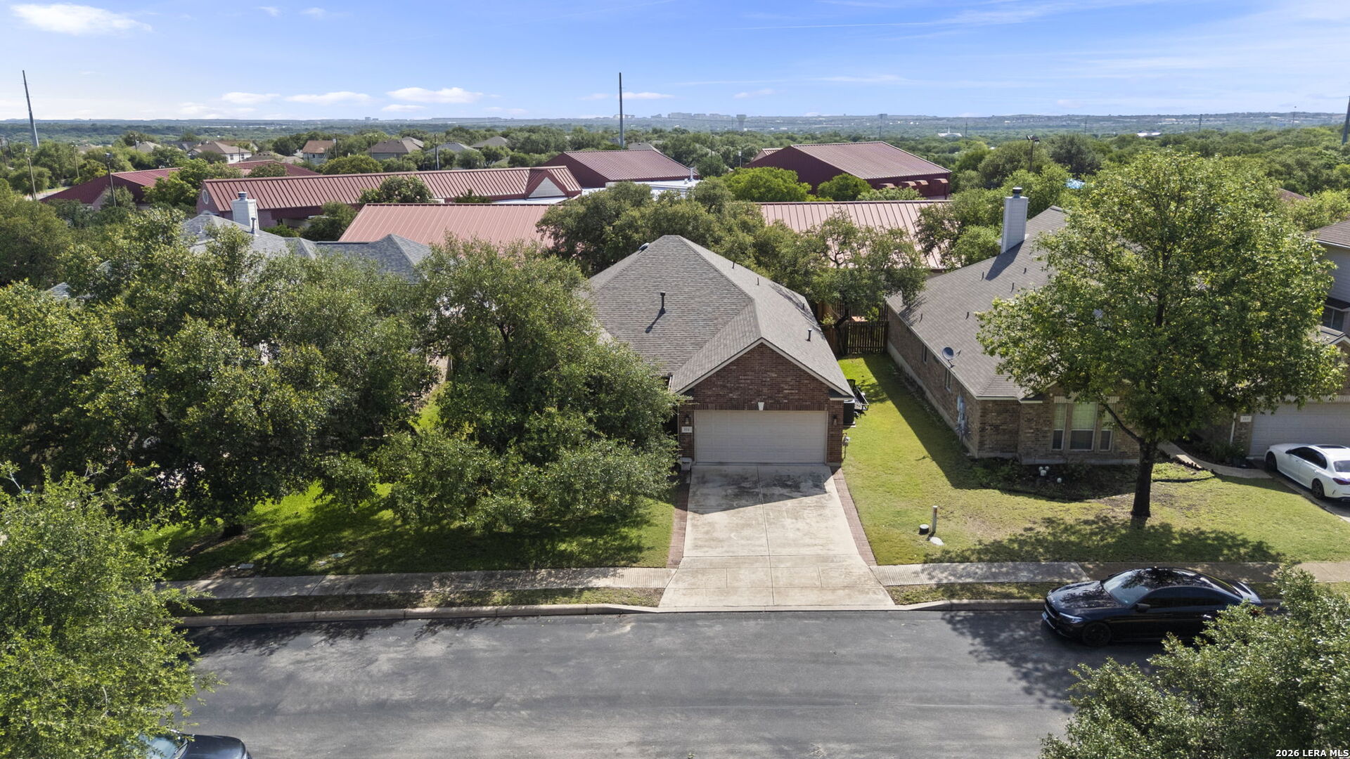 3318 DOVETREE LN