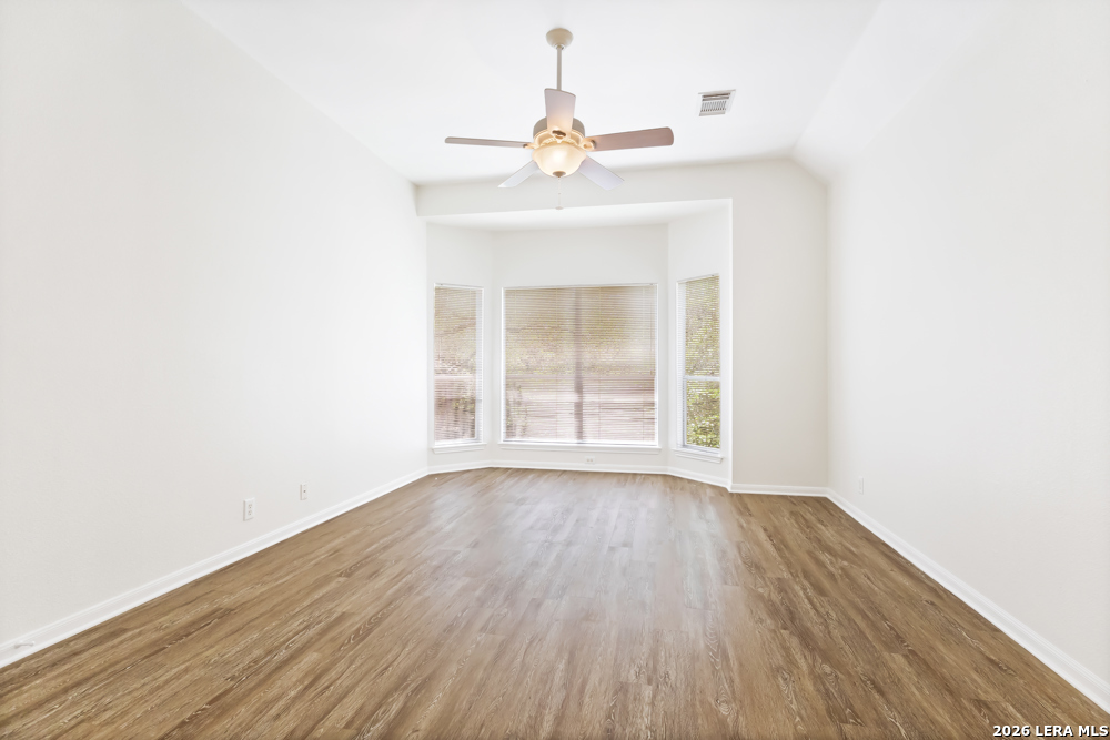 8618 Drayton Heights
