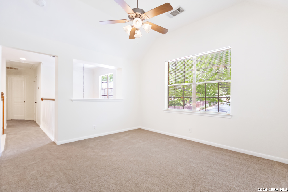 8618 Drayton Heights