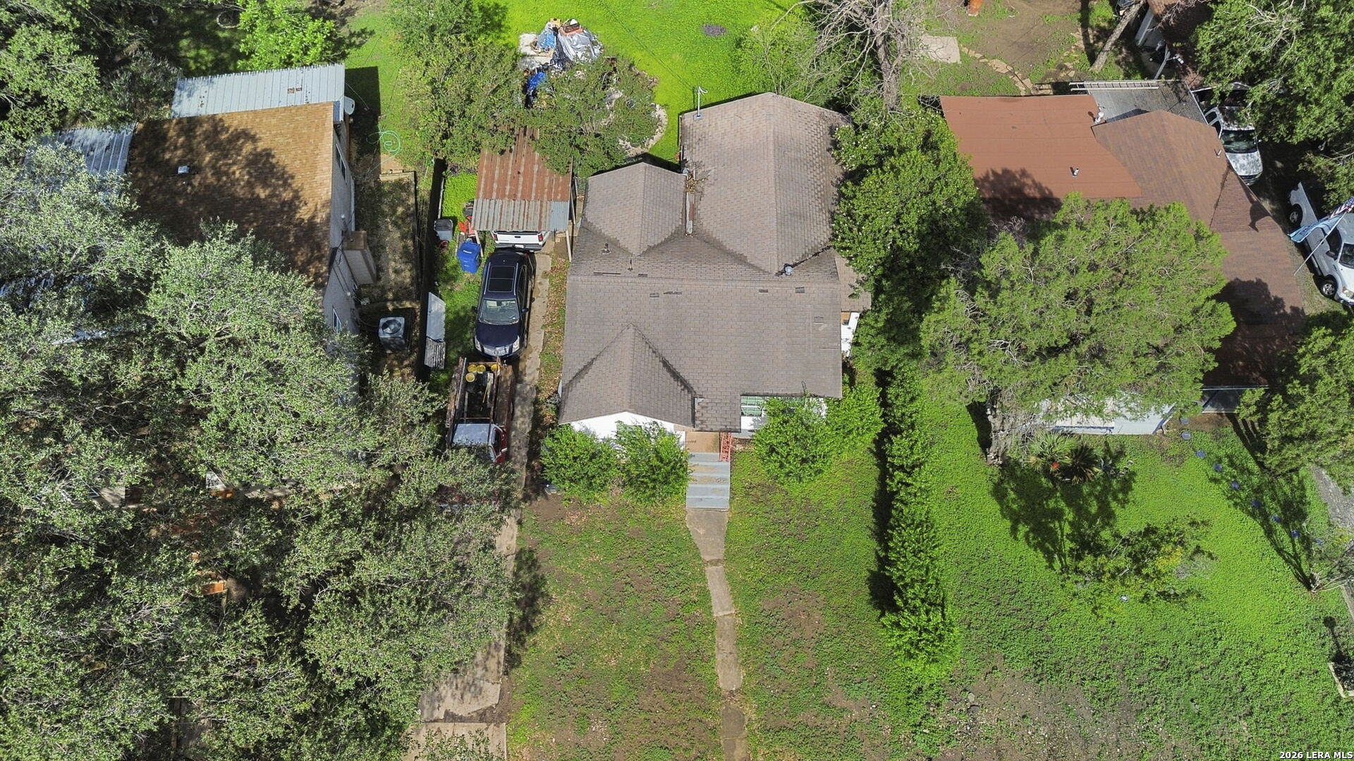211 Robeson Ave