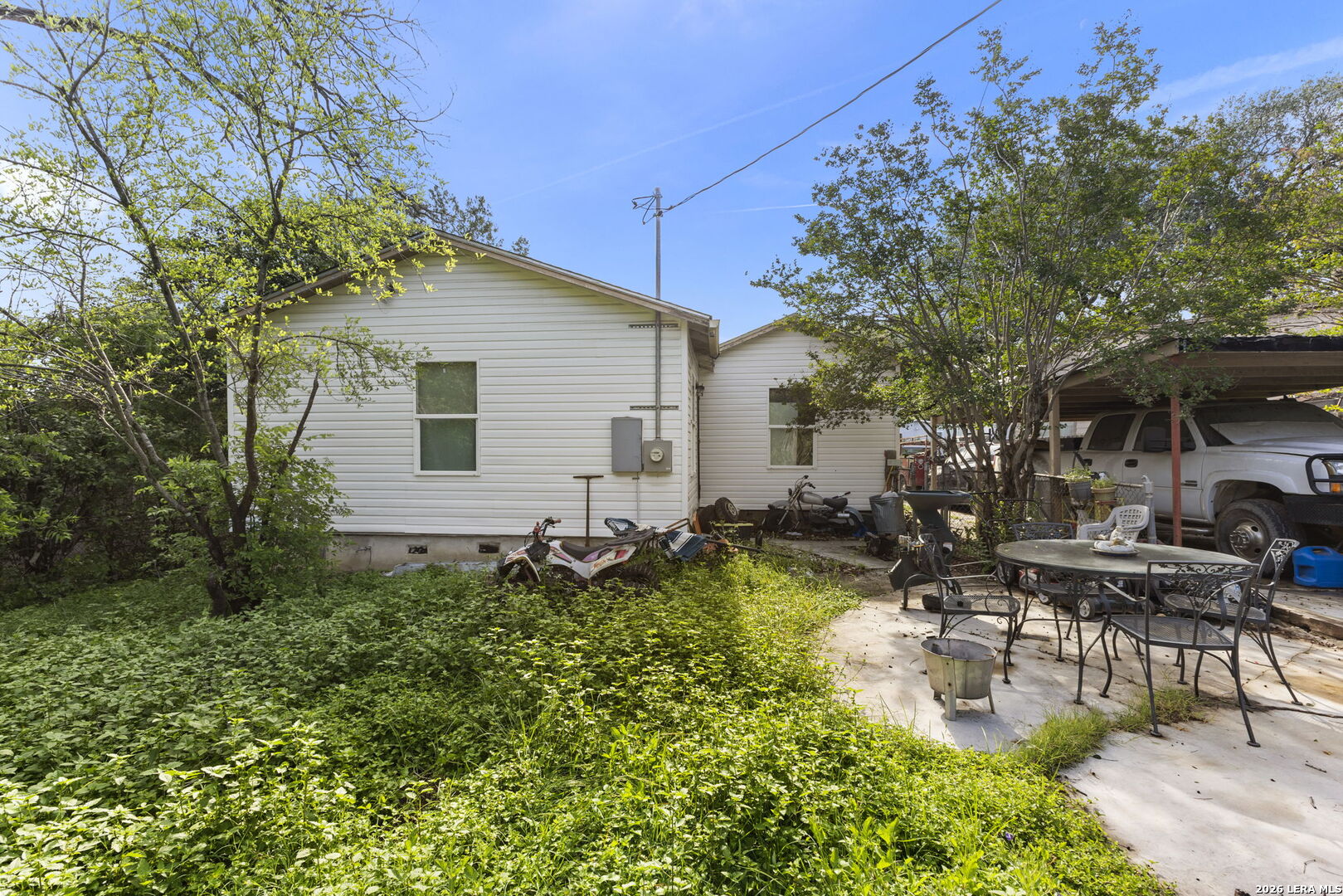 211 Robeson Ave
