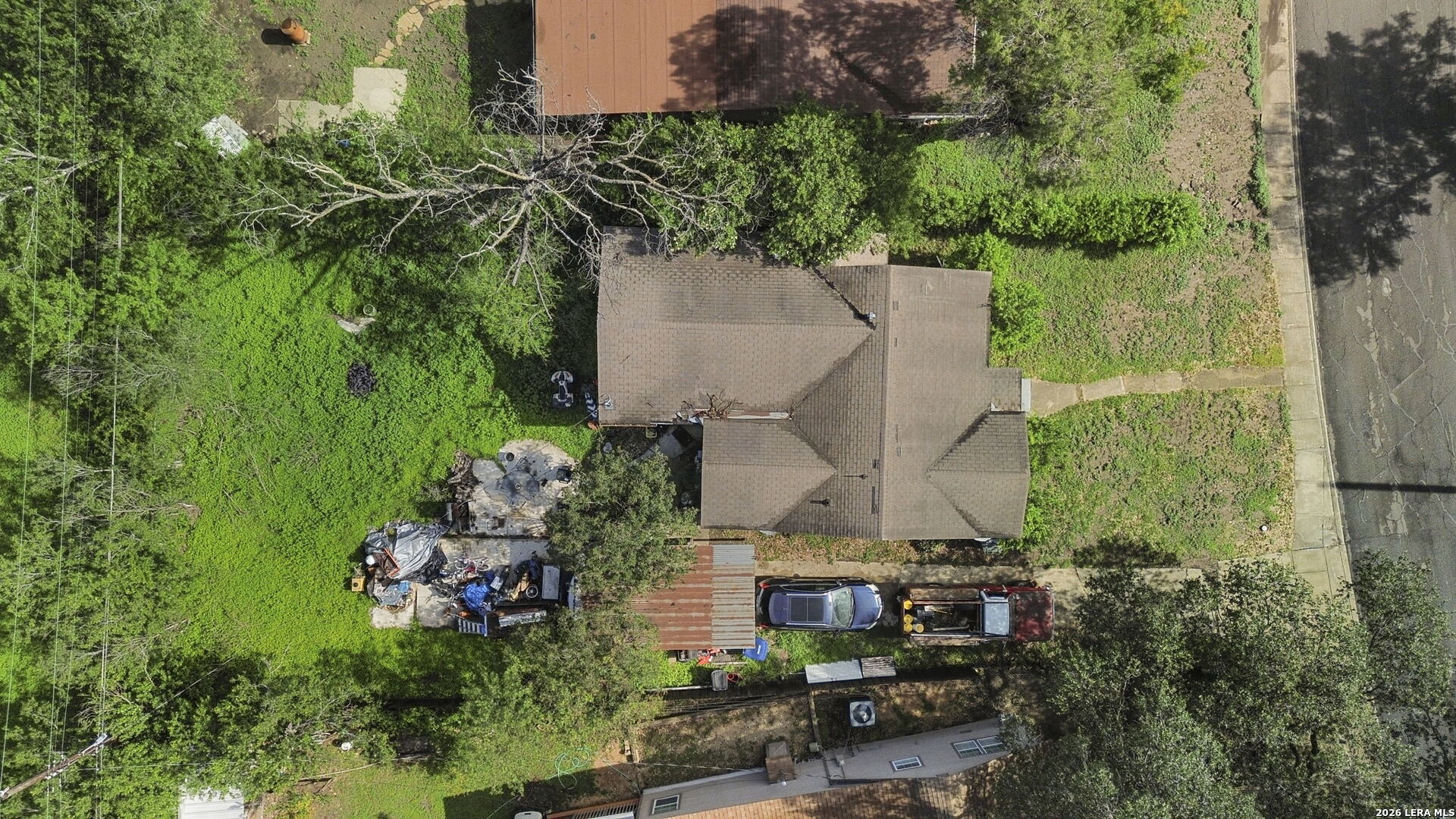 211 Robeson Ave