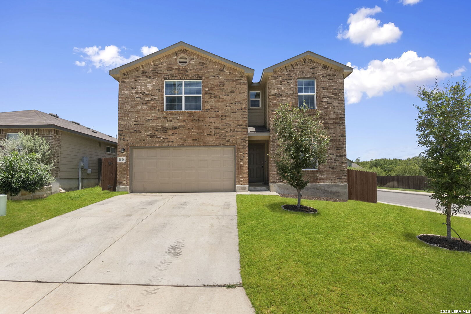 2526 Wentwood