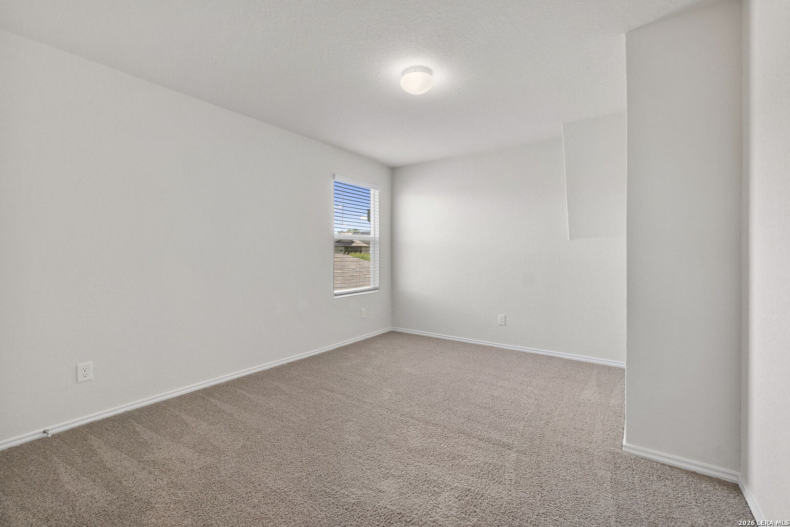 2526 Wentwood