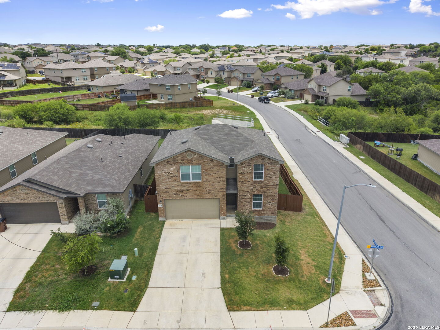 2526 Wentwood
