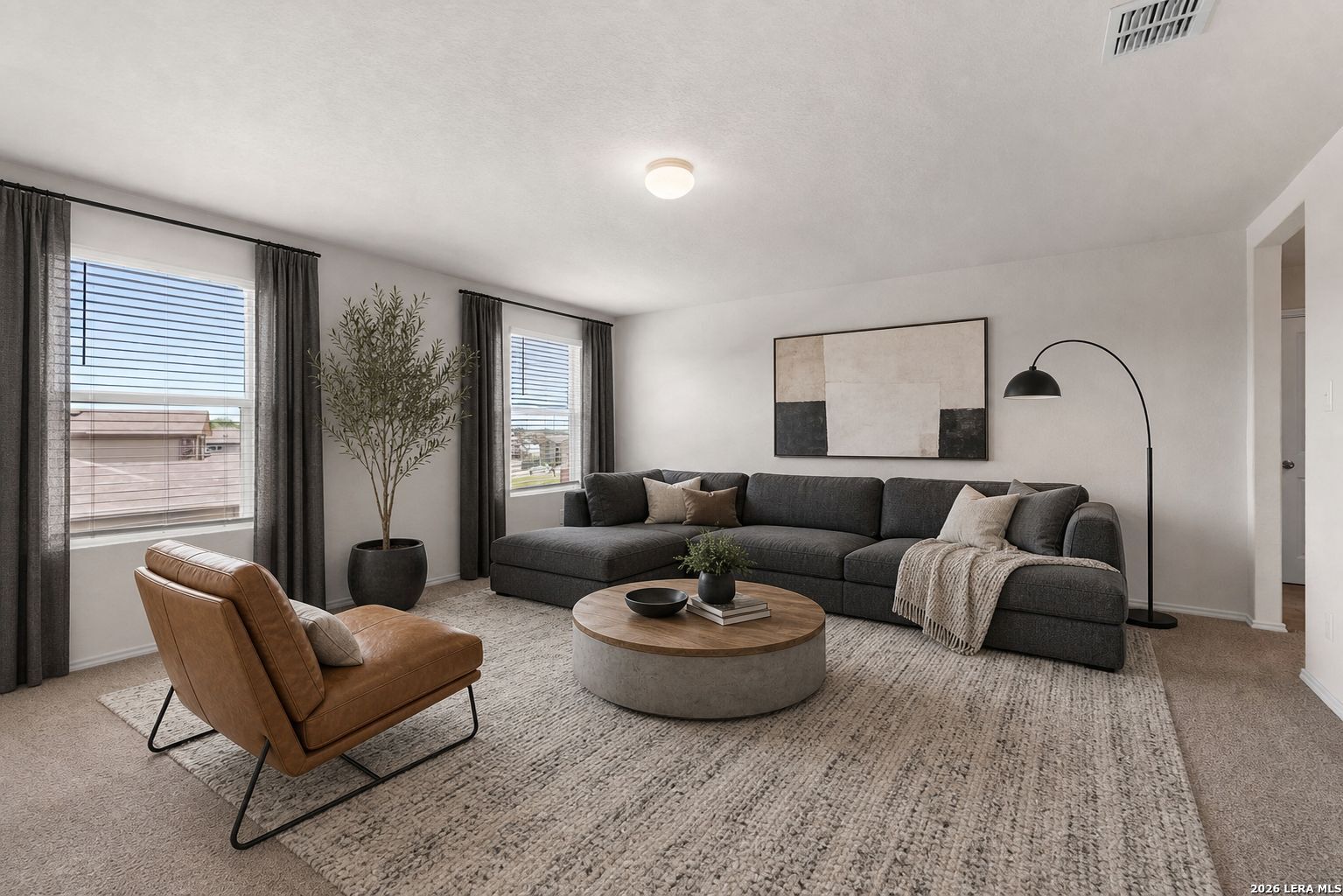 2526 Wentwood