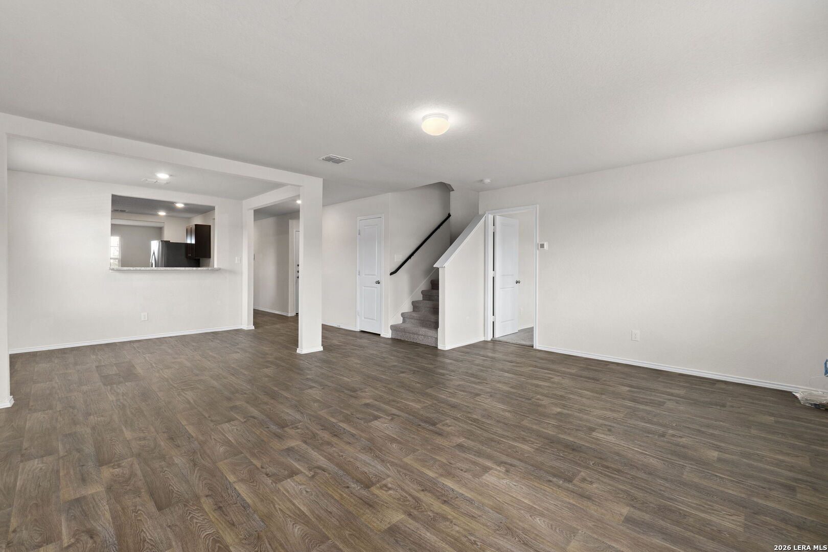 2526 Wentwood