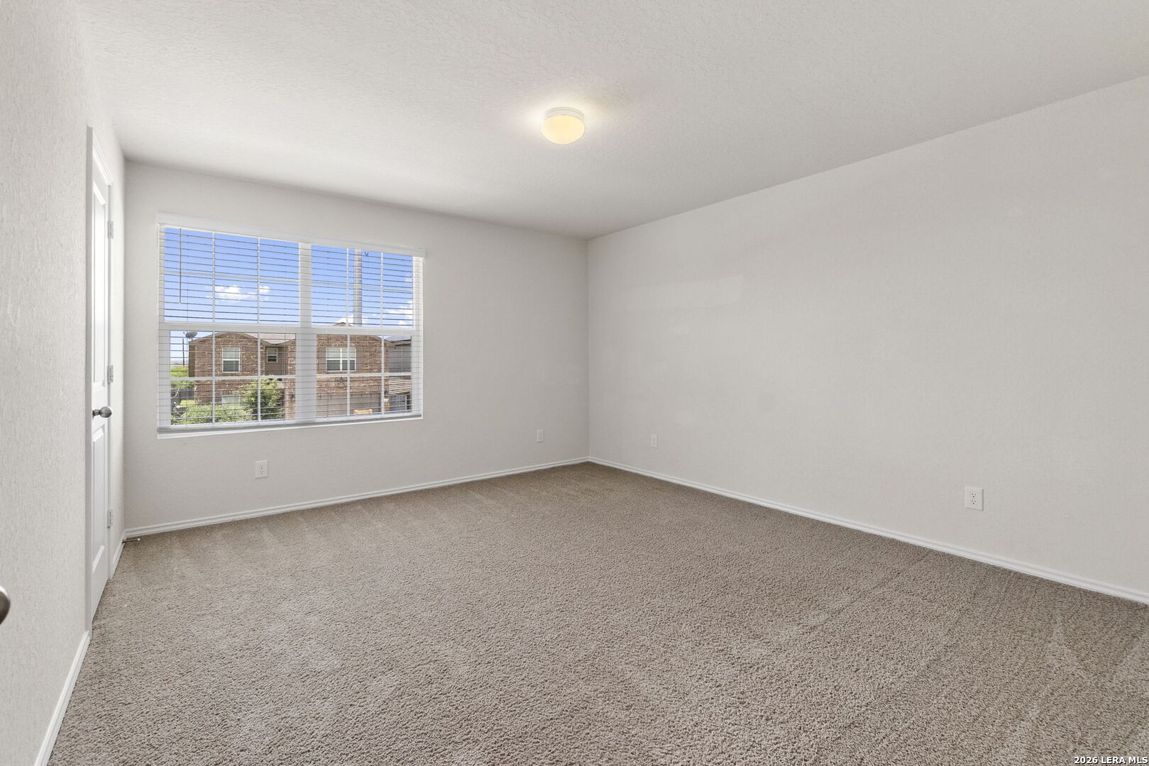 2526 Wentwood