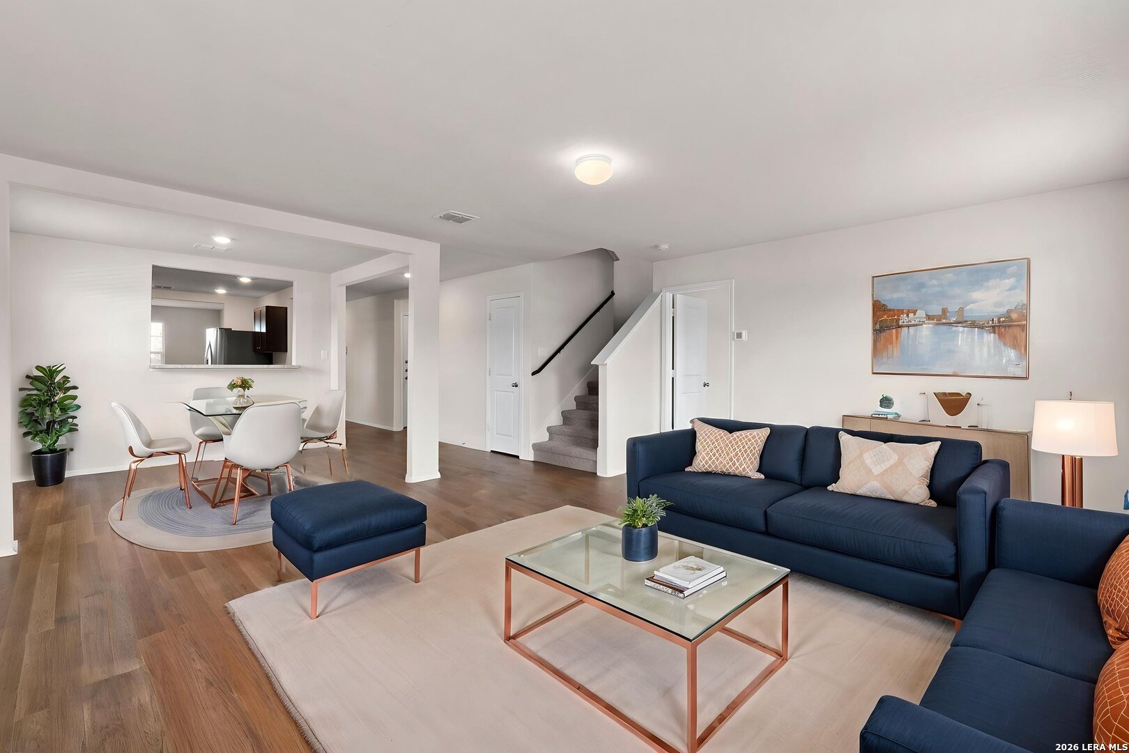 2526 Wentwood