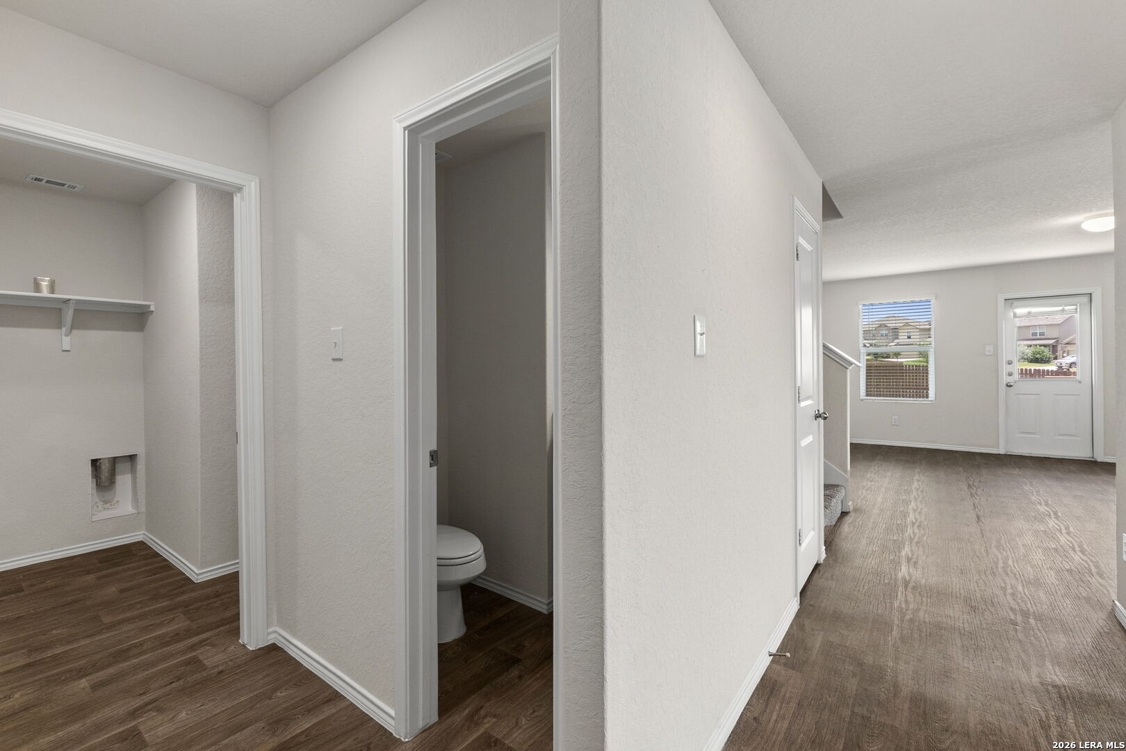 2526 Wentwood