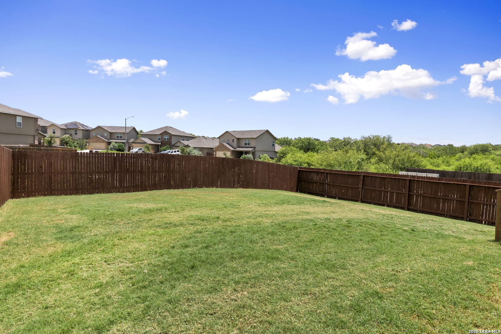 2526 Wentwood