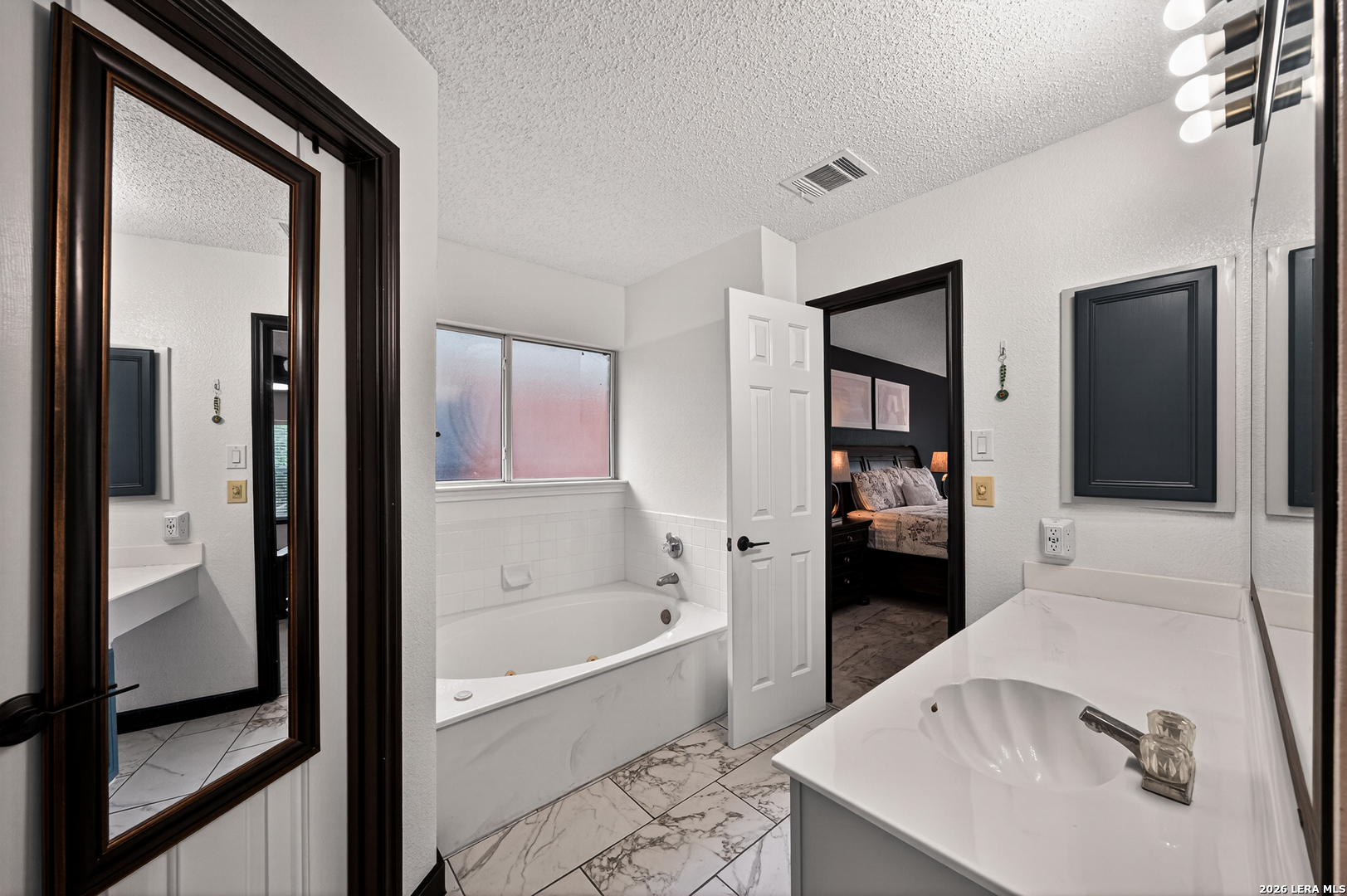 17507 EMERALD CANYON DR