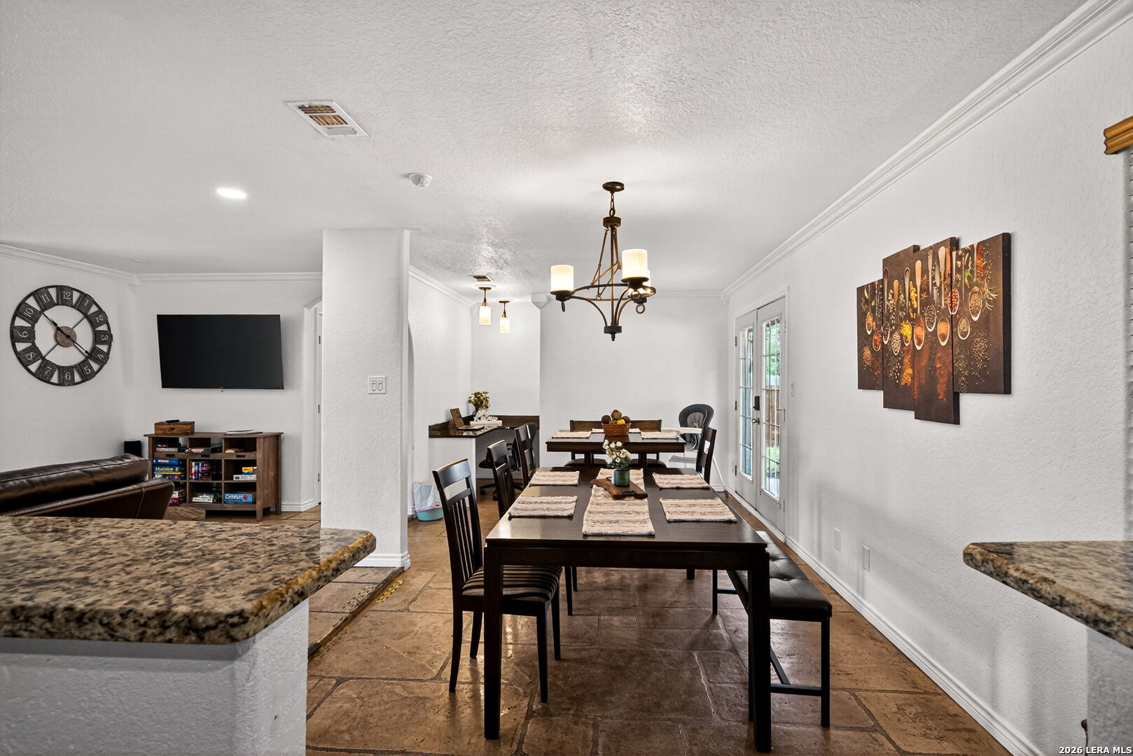 515 W CRESTLINE DR