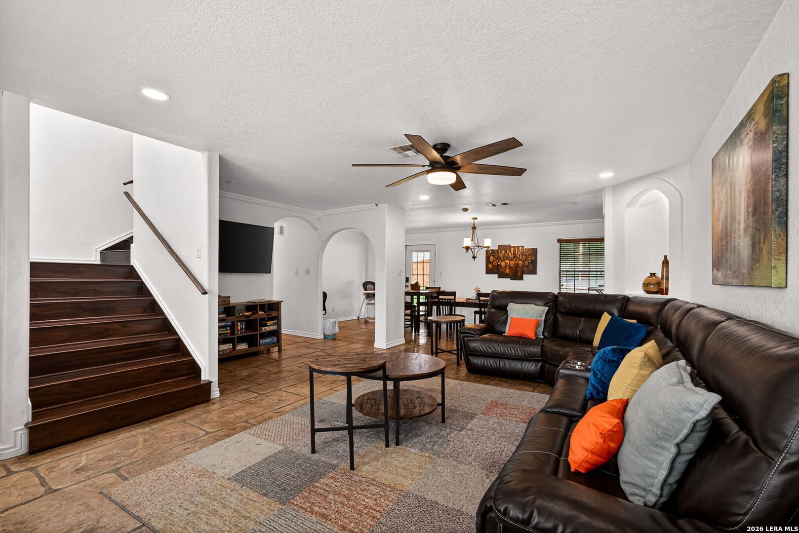 515 W CRESTLINE DR