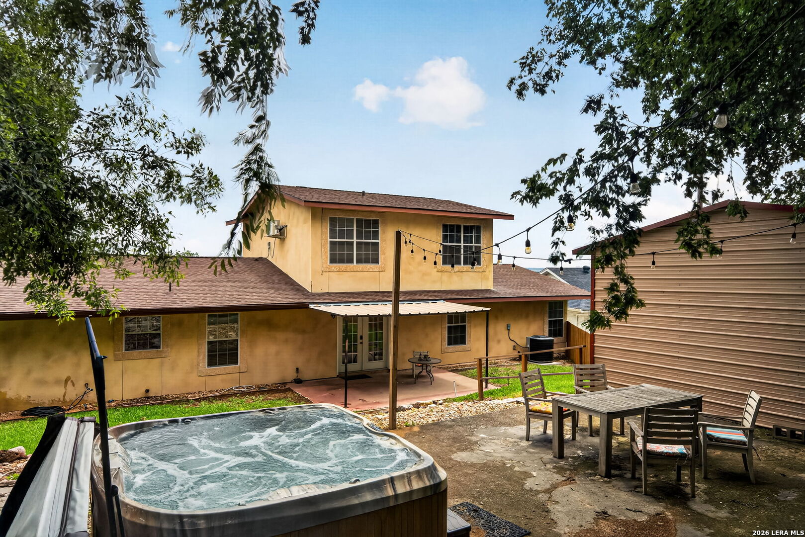 515 W CRESTLINE DR
