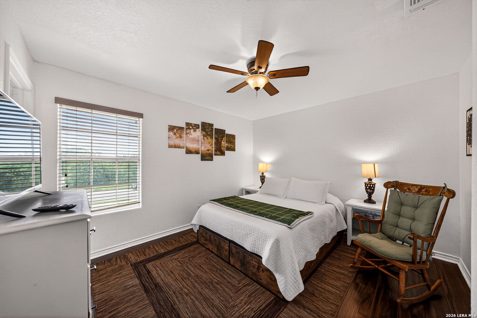 515 W CRESTLINE DR