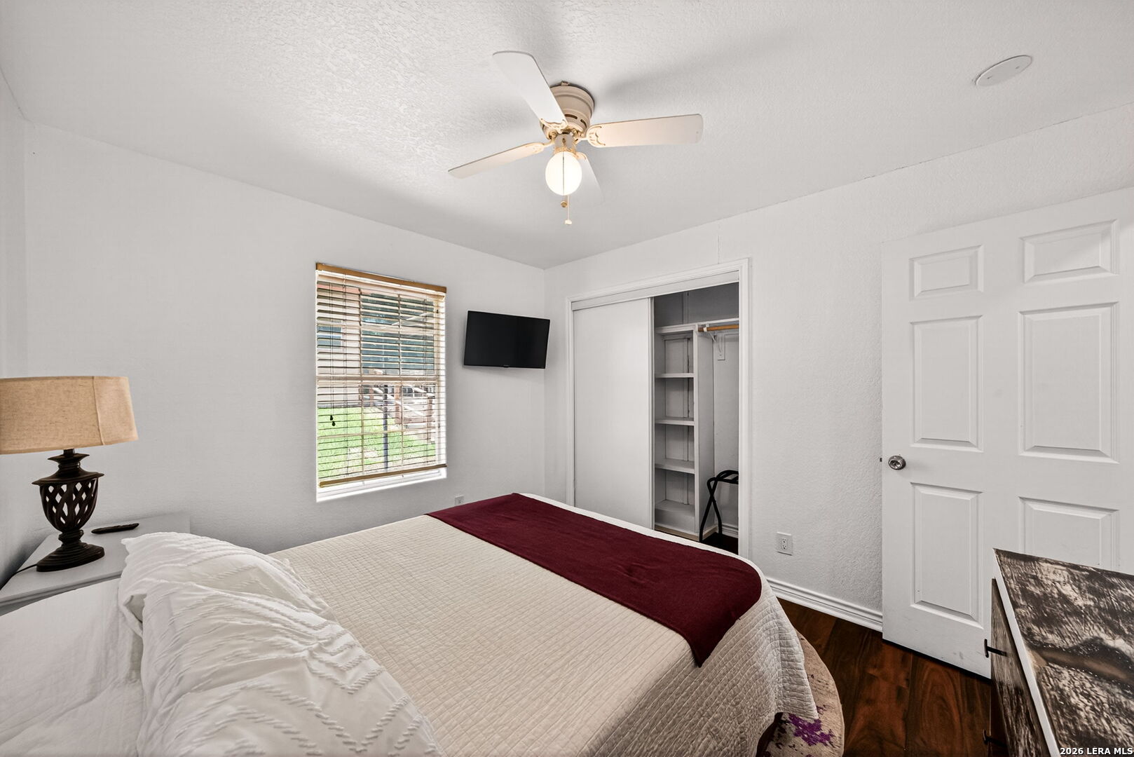 515 W CRESTLINE DR