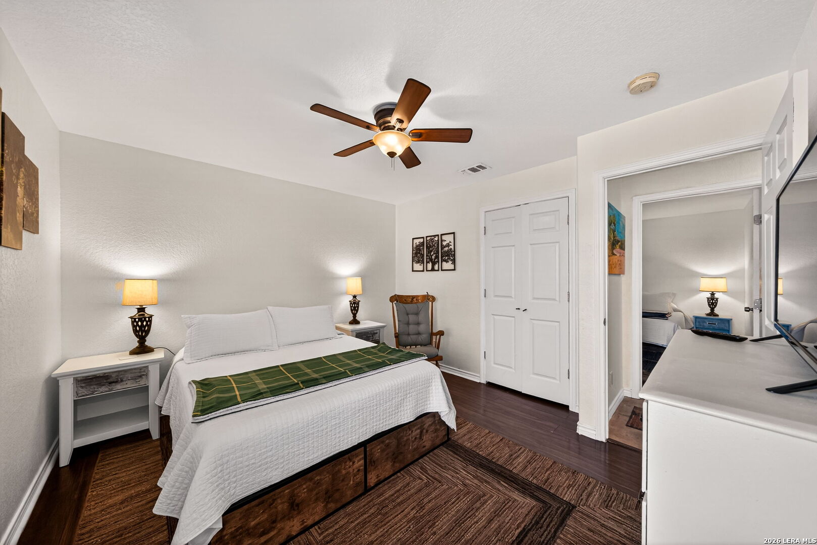 515 W CRESTLINE DR