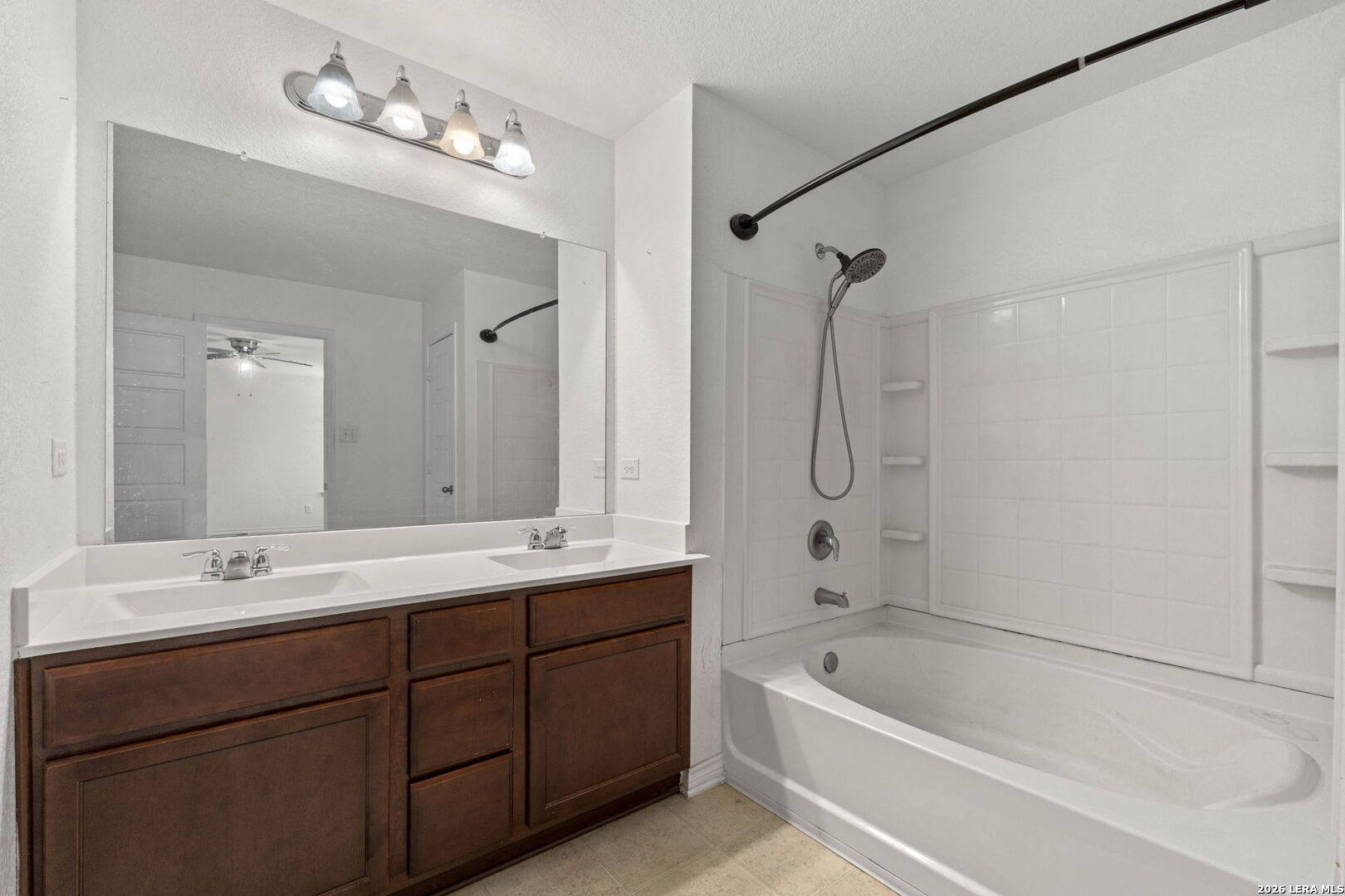 1615 Iron Creek