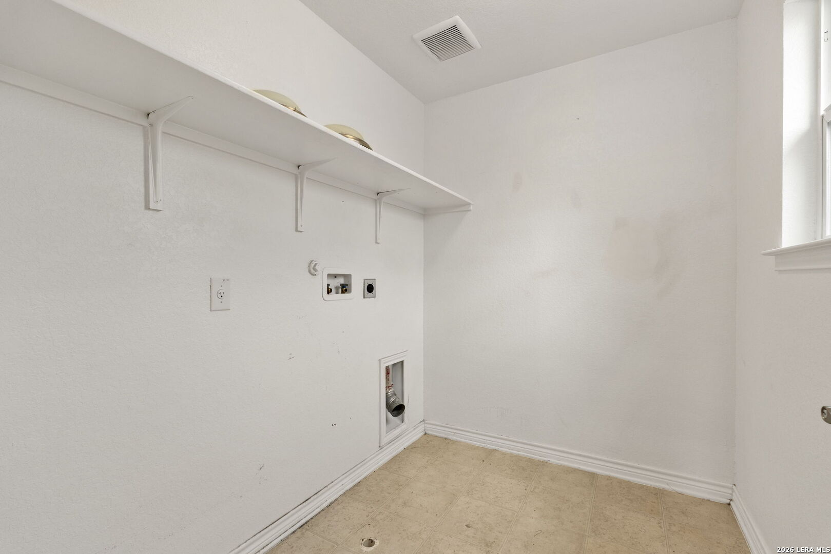 1615 Iron Creek