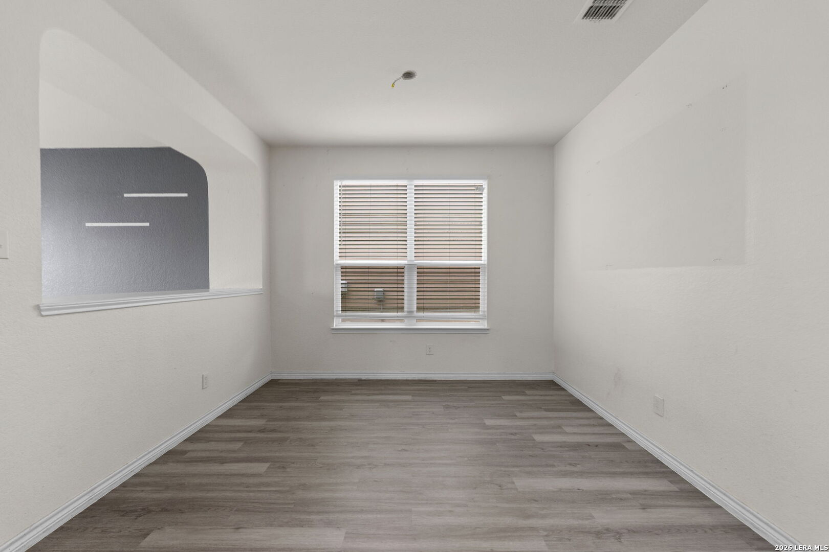 1615 Iron Creek