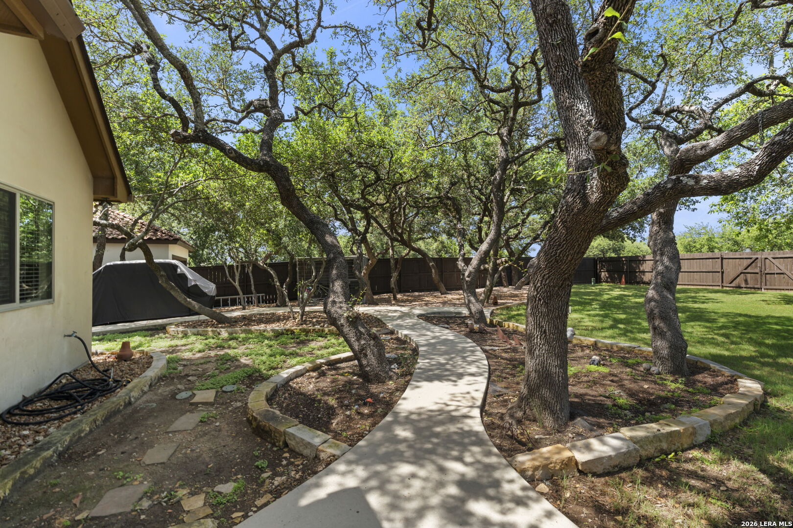 26110 Sunny Meadow