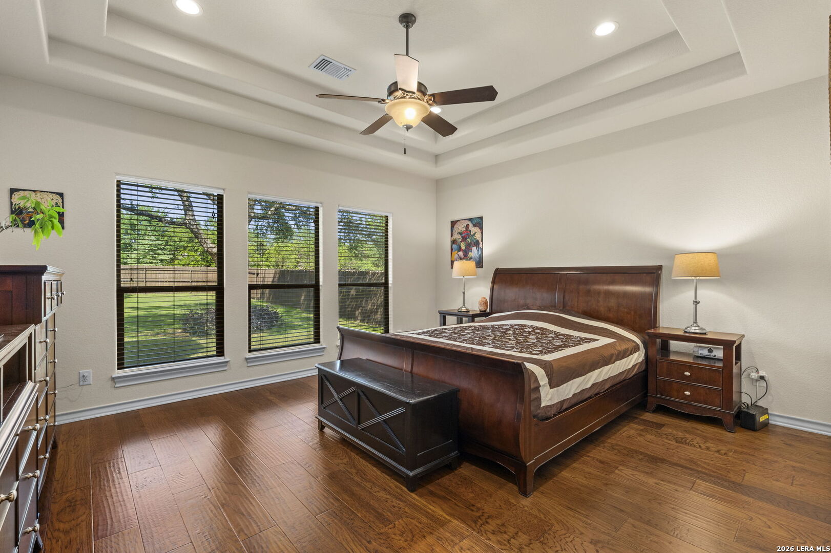 26110 Sunny Meadow