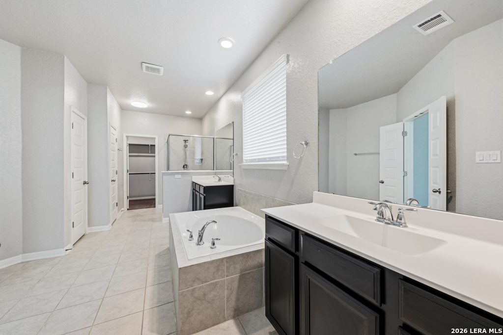 12807 Perdido Grove