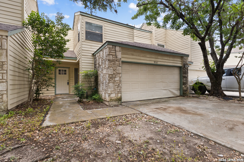 8565 Echo Creek Lane