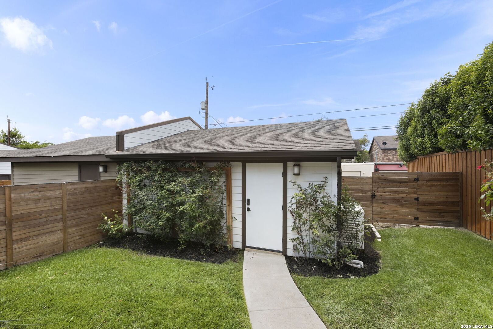334 E Olmos Dr.