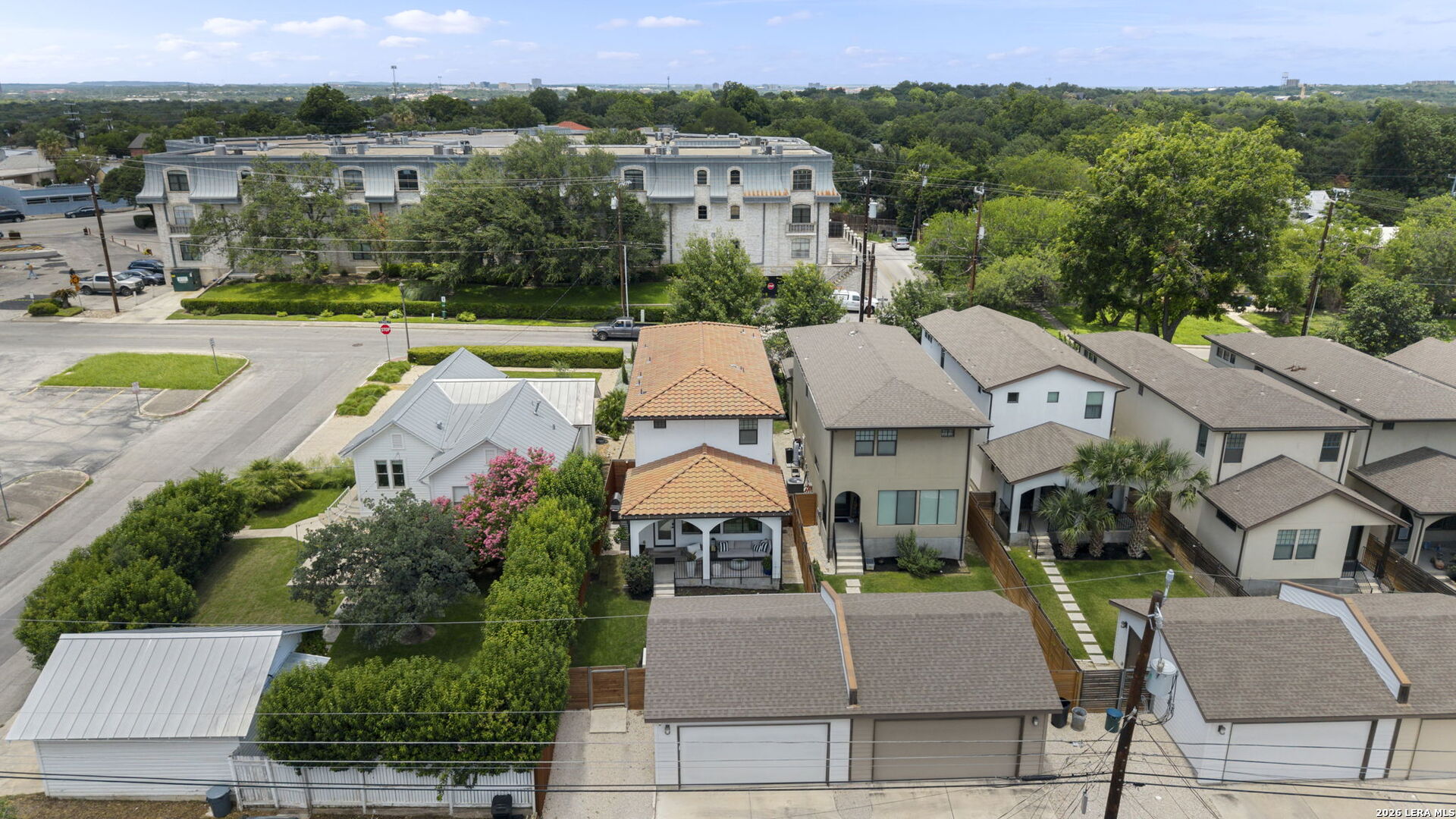 334 E Olmos Dr.